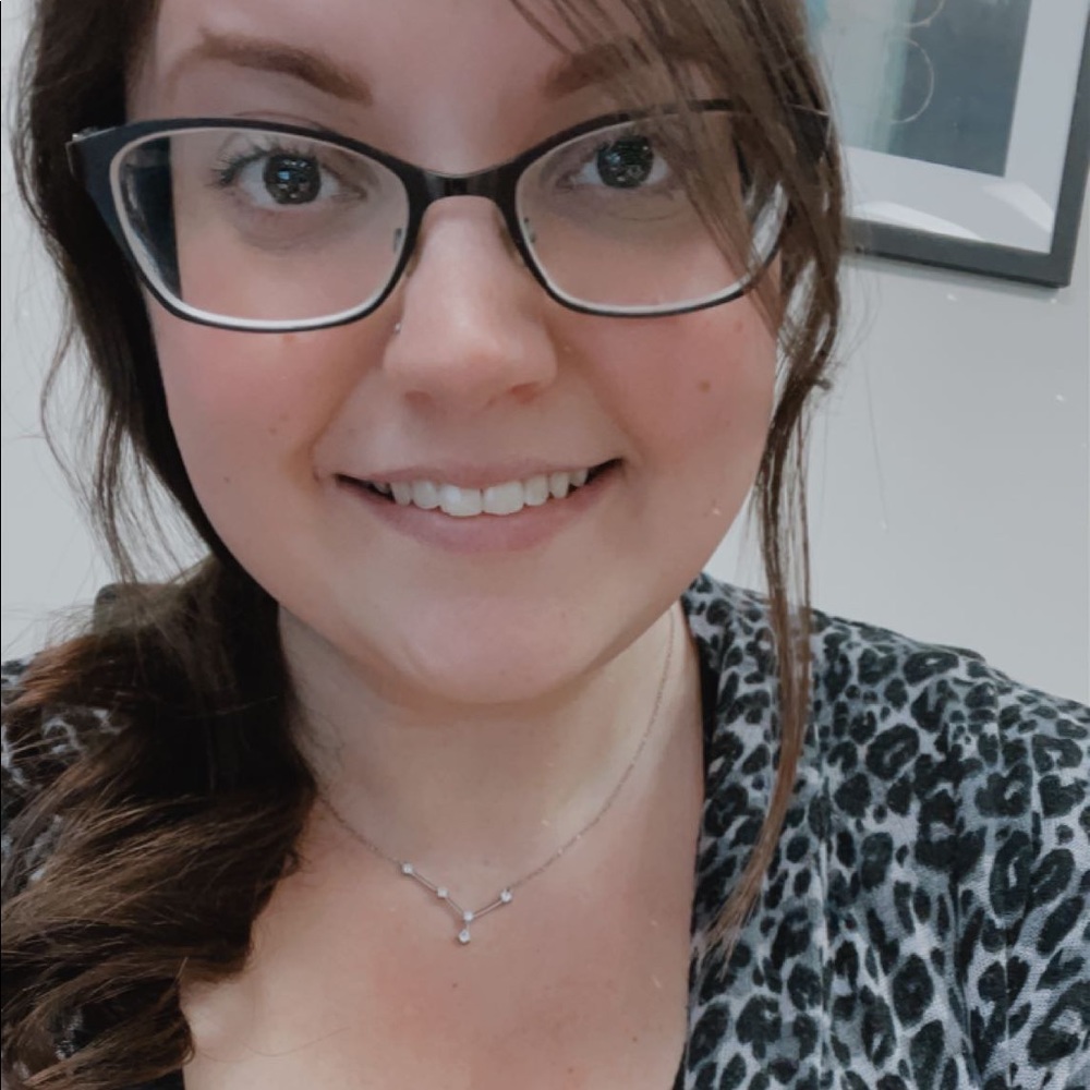 Meet your Posher, Lacy